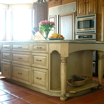 Kitchen - Spanish Colonial