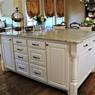 Kitchen, Spare Bath, and Laundry Remodel - Colleyville