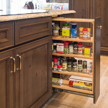Kitchen Spice Pullout Cabinet Accessory