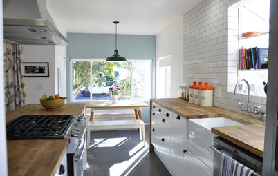 Houzz Tour: Sunlight and Family Friendliness for a California Cottage