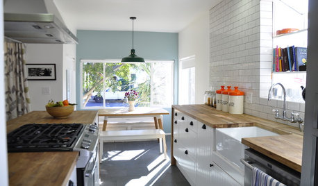 Houzz Tour: Sunlight and Family Friendliness for a California Cottage