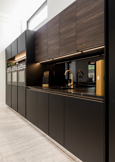 Modern Kitchen by Siemens Home UK