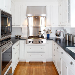 https://www.houzz.com/photos/kitchen-view-traditional-kitchen-dc-metro-phvw-vp~657493