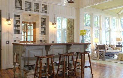 9 Flooring Types for a Charming Country Kitchen