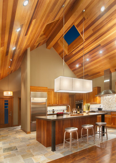 Contemporary Kitchen by Ward-Young Architecture & Planning - Truckee, CA