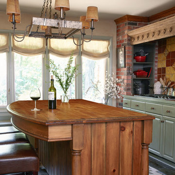 Kitchen with Eat at Island and Window Seating