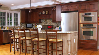Kitchen with Granite Countertops, Breakfast Bar Island, Crown Moulding Paneled C