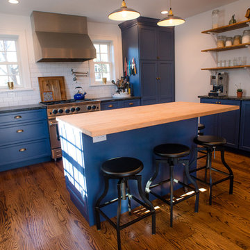 Kitchen with island and open shelves