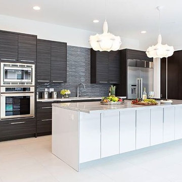 Kitchen with White High-Gloss Island
