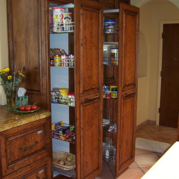 Kitchen4 Pantry Pull-out