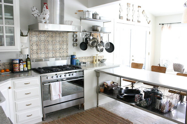 エクレクティック キッチン by KitchenLab Interiors