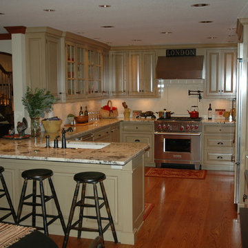 Kitchens, Cabinets and Vanities