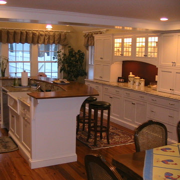 Kitchens - Cozy Country