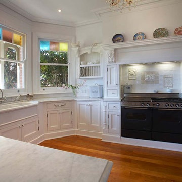 Kitchens featuring Sareen Stone