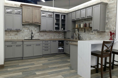 Premier Tile Corporation Project Photos Reviews Omaha Ne Us Houzz