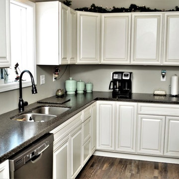 Knox, IN. Haas Lifestyle & Signature Collection. Open Concept Maple Kitchen