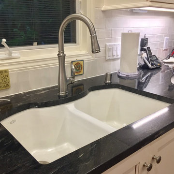 Kohler undermount sink and Kohler Bellera faucet