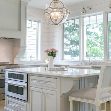 Lake House Kitchens - Photos & Ideas | Houzz