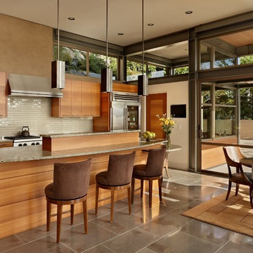 Lake House Kitchens - Photos & Ideas | Houzz