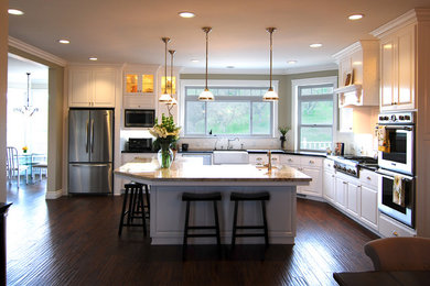 Elegant kitchen photo in San Luis Obispo