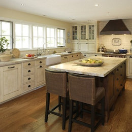https://www.houzz.com/photos/lake-oswego-kitchen-and-family-room-farmhouse-kitchen-portland-phvw-vp~57649