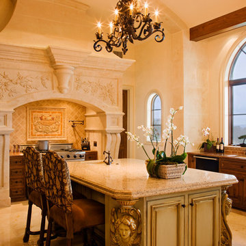 Lake Travis Estate