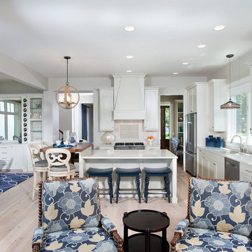Lakefront Living IV