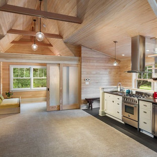 Lakeside Cottage