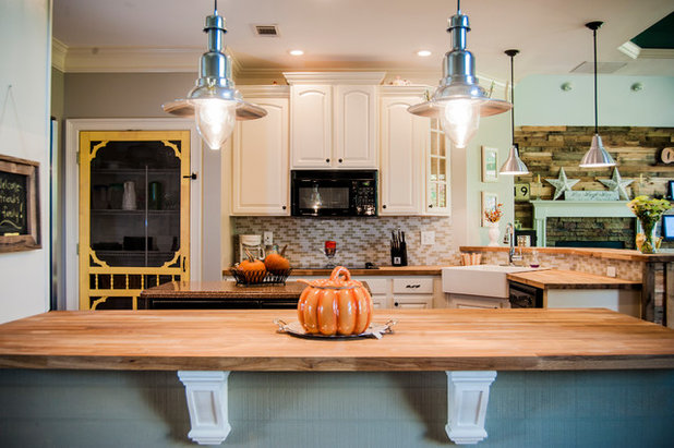 Traditional Kitchen by Ashley Meissner