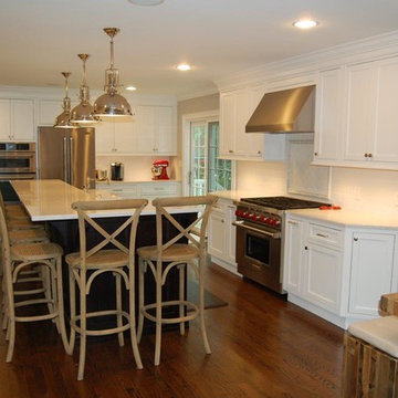 Large Eclectic Kitchen