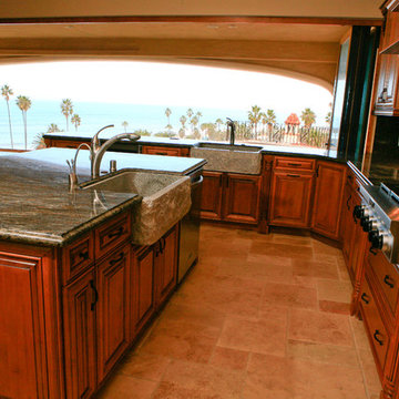 Large Luxury Kitchen with Raised Panel Doors