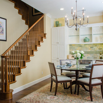 Large Traditional Kitchen