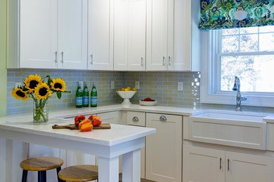 Example of a mid-sized classic kitchen design in Boston