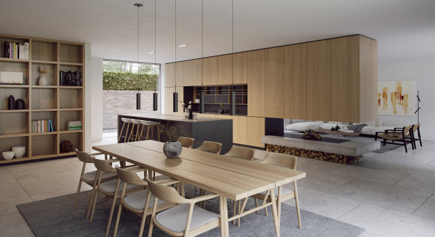 Modern Kitchen by Strom Architects