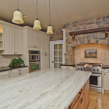 Leathered Antique Brown Granite and River Valley Granite in Vienna, VA