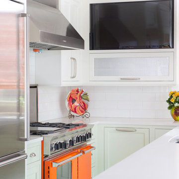 Leawood Colorful Kitchen
