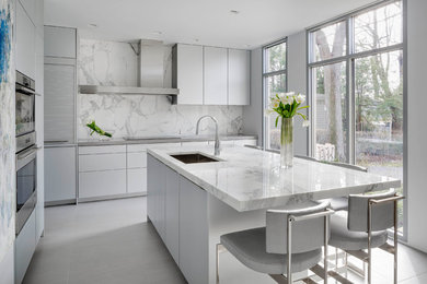 This is an example of a modern kitchen in Boston.