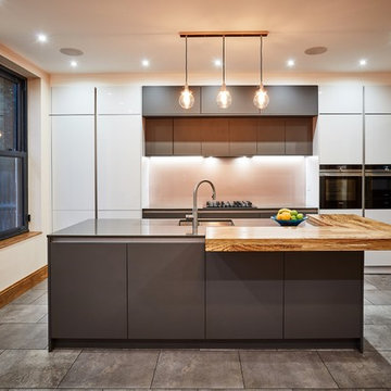 Light & dark Grey handle-less Kitchen
