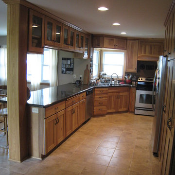 LIGHT HICKORY CABINETRY