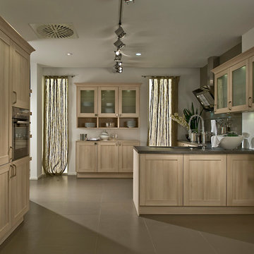 Light wood country kitchen