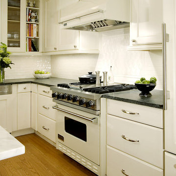 Lincoln Square Family Kitchen