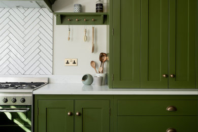 Inspiration for a transitional kitchen remodel in Hertfordshire