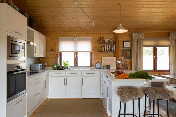 Rustic Kitchen by Pia Design