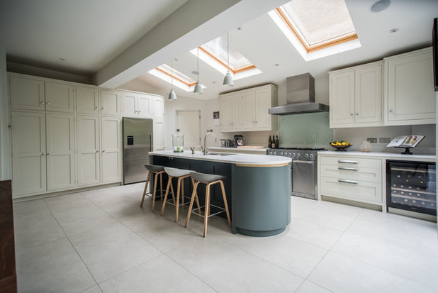 Contemporary Kitchen by George Robinson Kitchens
