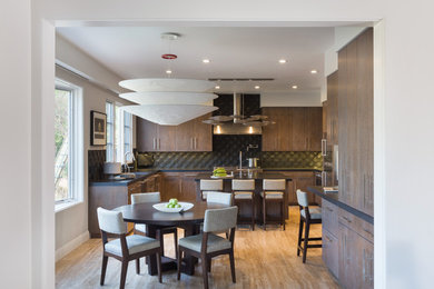Trendy kitchen photo in San Francisco