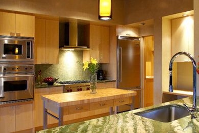 Kitchen - contemporary kitchen idea in Albuquerque