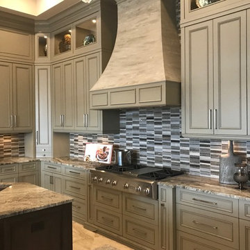 Lungarno Kitchen with Custom Hood