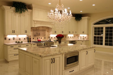 Elegant kitchen photo in Baltimore