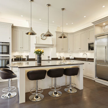 Luxury Contemporary Kitchen