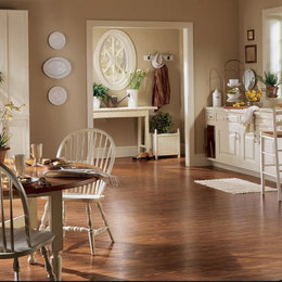 https://www.houzz.com/hznb/photos/luxury-vinyl-flooring-lvp-coretec-from-us-floors-farmhouse-kitchen-charleston-phvw-vp~29931309